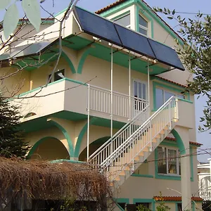  Apartment Tina